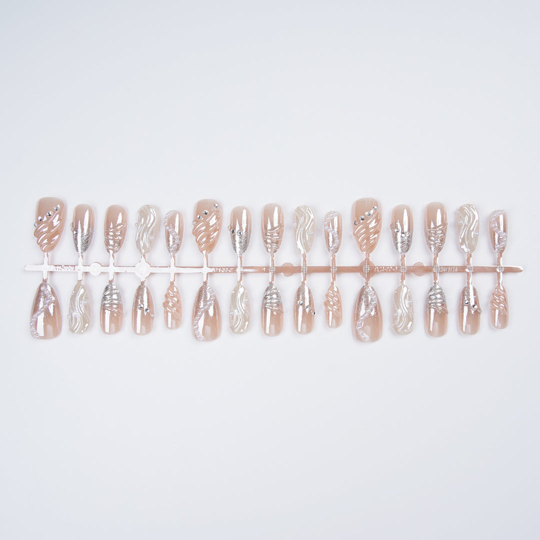 Elegante Strass Kunstnägel Karnz