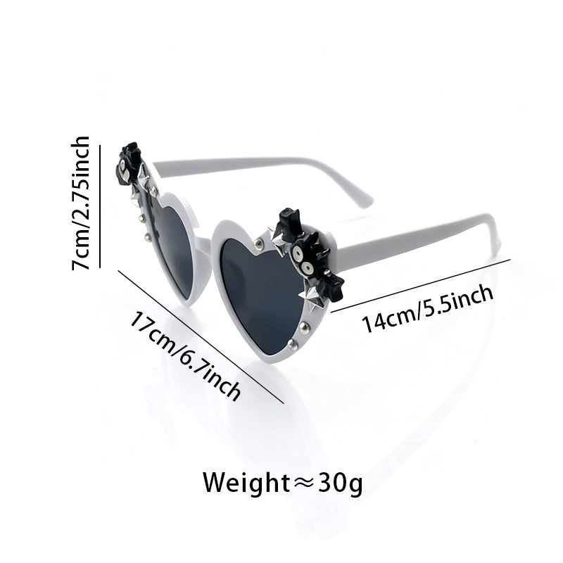 Herzförmige Spaß-Sonnenbrille Karnz