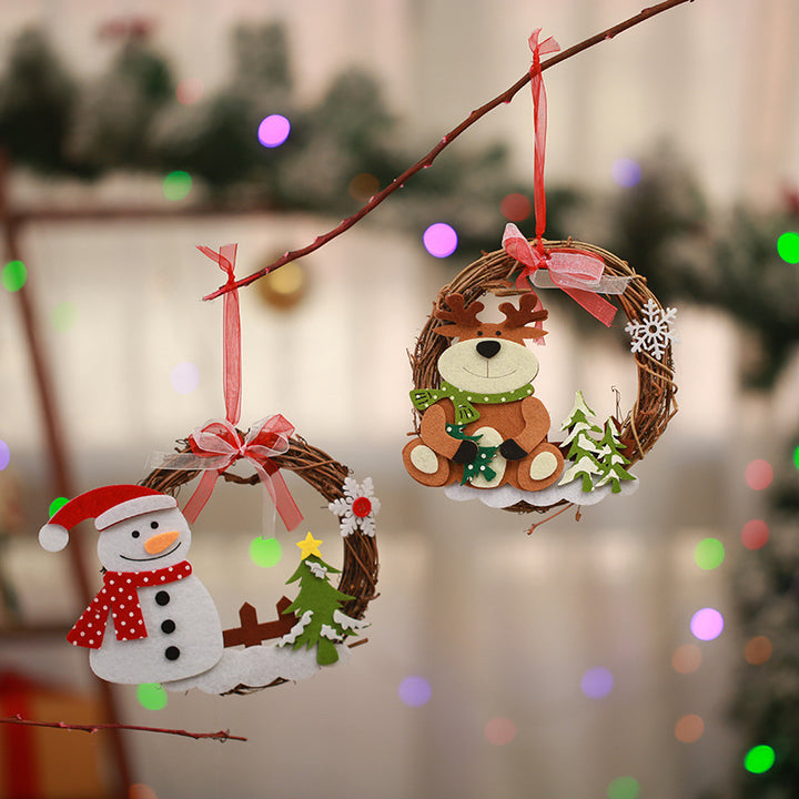 Dekorativer Weihnachtskranz mit Rentier-Motiv Karnz