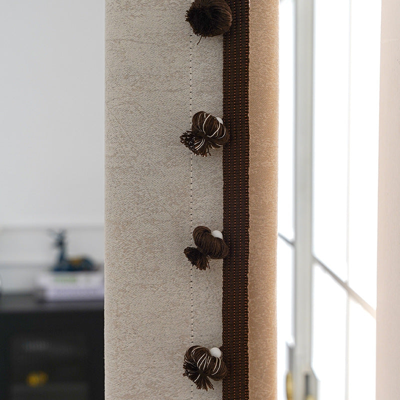 Dekorative Vorhangborte mit Pompons Karnz