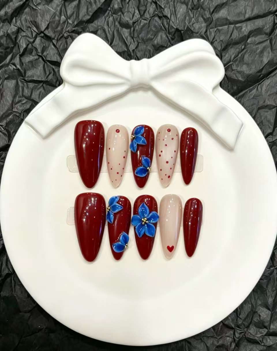 Elegantes florales Press-On-Nagelkunst-Set  1791773944