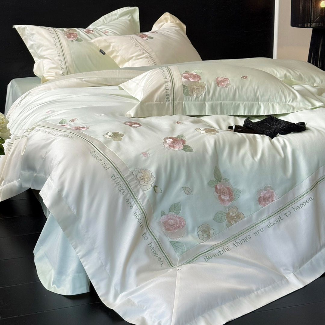 Floral Gestickte Baumwoll-Satin Bettbezug Set mit Dekorativem Saum