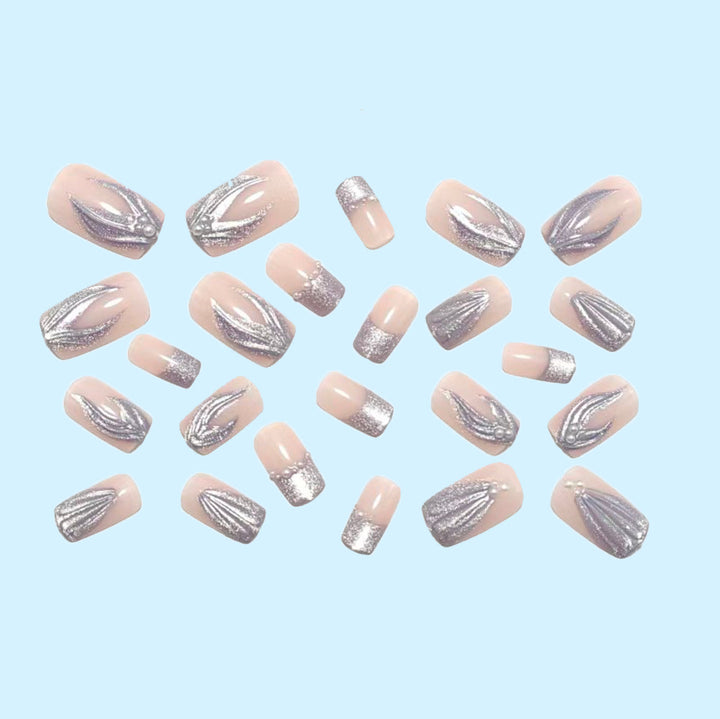 Kunstnägel mit Luxuriösem Aquamarin Design Karnz