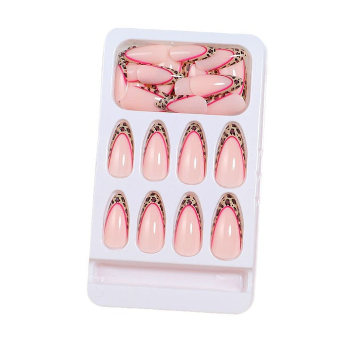 Künstlerisches Stiletto Press-On-Nagelset mit Leopardenprint-Akzenten Karnz