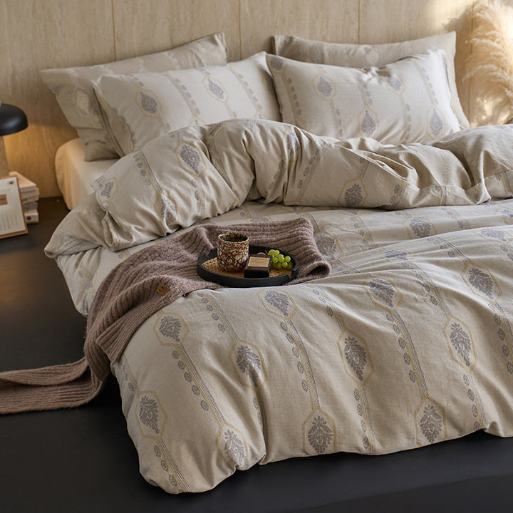 Bedwäsche aus Baumwoll-Leinen-Mischung mit vertikalem Medaillon-Muster und tiefen Taschenkissenbezügen