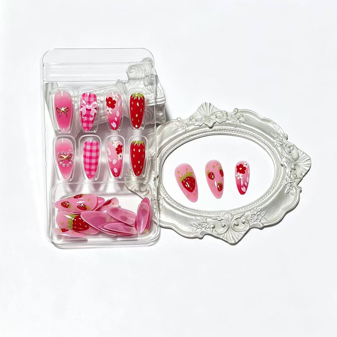 Erdbeer-Themen Press-On Nail Art Set Karnz
