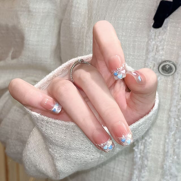 Künstlerisches Floral Press-On Nagelset Karnz