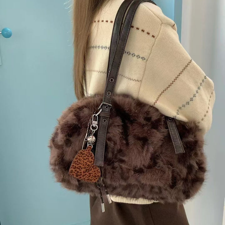 Luxuriöse Kunstpelz Handtasche
