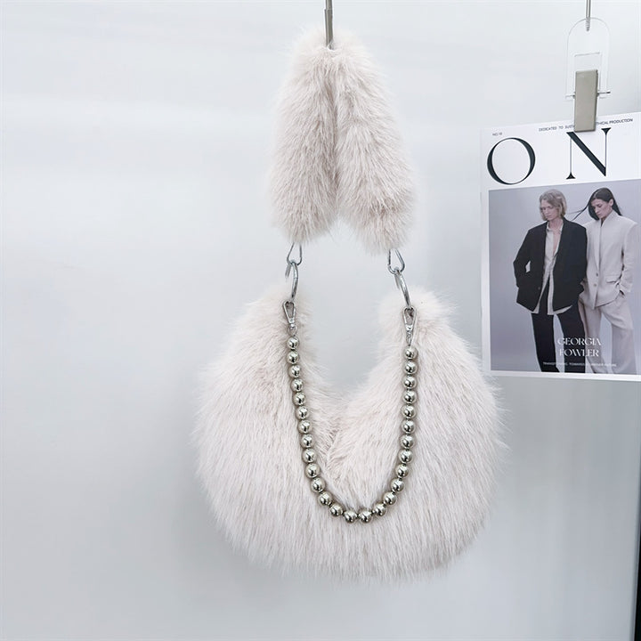 Mode-Fokussierte Faux-Fur-Handtasche