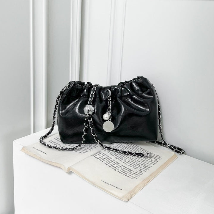 Elegante mini-Handtasche mit Kettenakzent