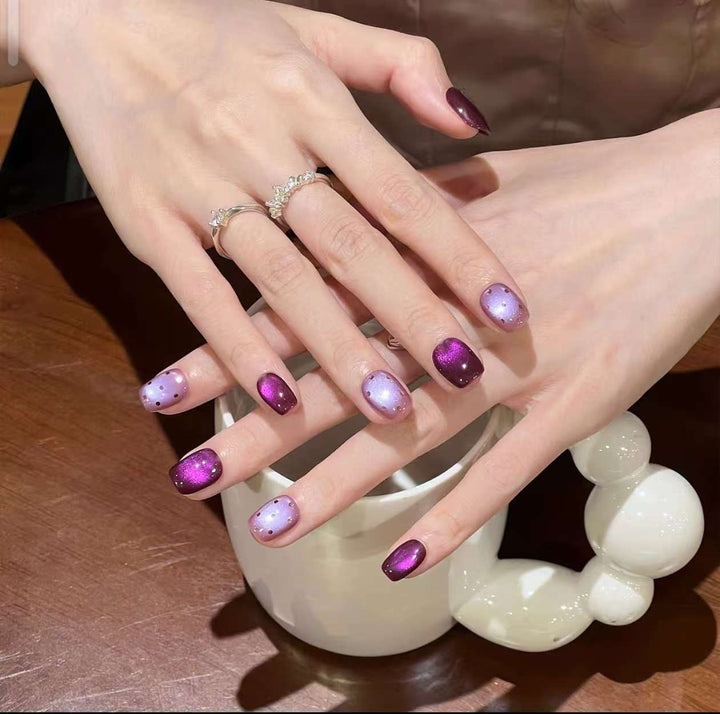 Kunstnägel mit Ombre-Effekt und Glitzer Karnz