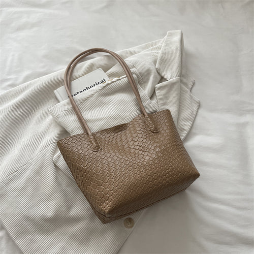 Gewebte strukturierte Handtasche