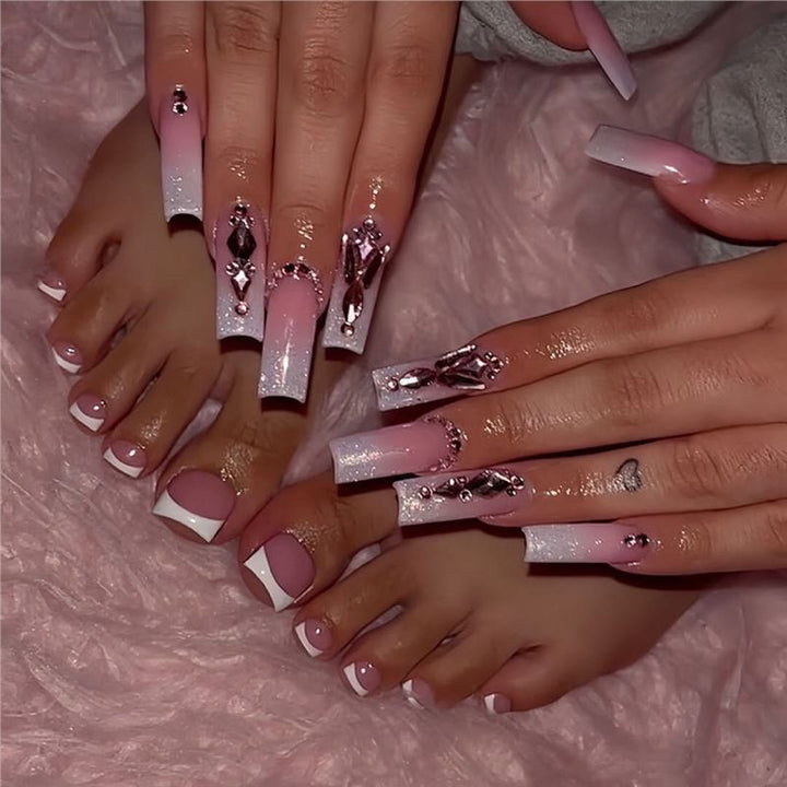 Glamourös mit Strass verzierter Press-On-Nagel-Set Karnz