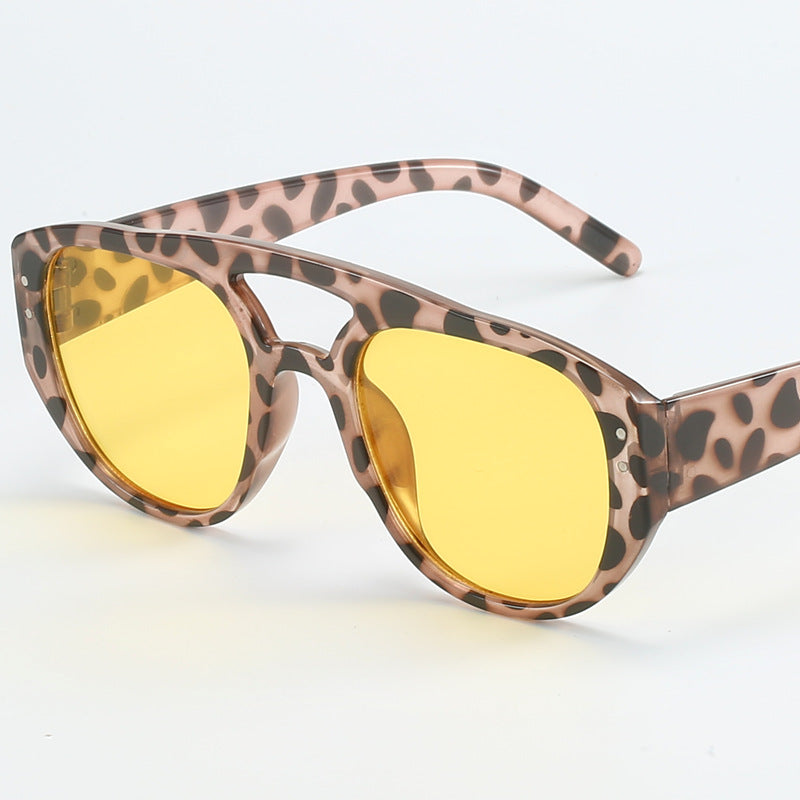 Damen Modische Sonnenbrille im stilvollen Leopardenmuster Karnz