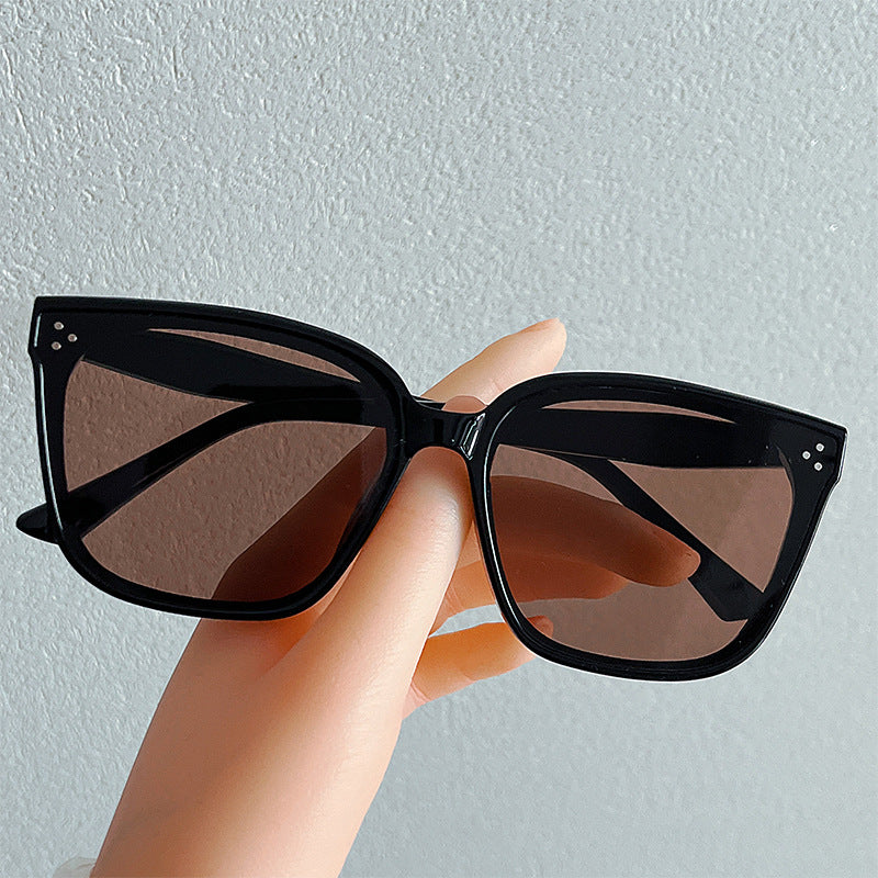Damen modische oversized Sonnenbrille im Retro-Stil Karnz