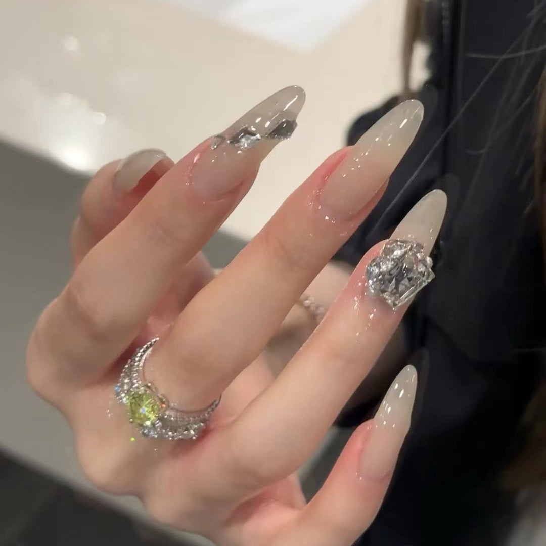 Elegantes Stiletto Press-On Nagel-Set mit Strass-Akzenten Karnz