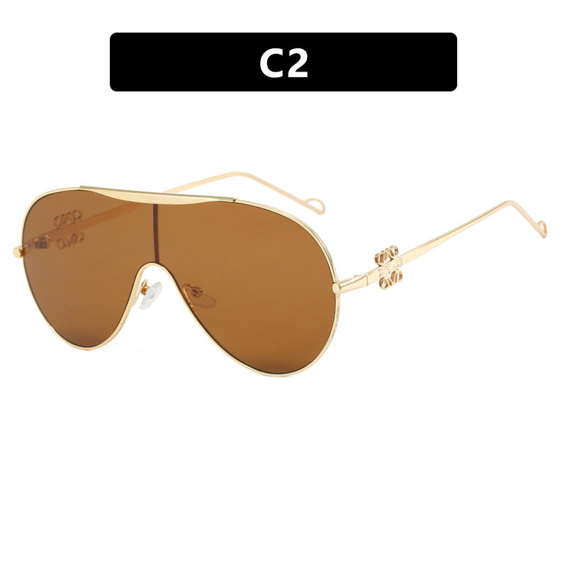 Damen UV-Schutz Sonnenbrille im modischen Pilotenstil Karnz