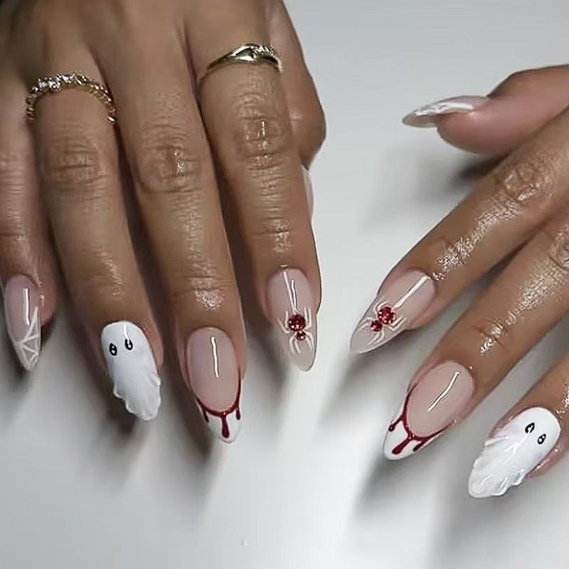 Kreatives thematisches Press-On Nagelset Karnz