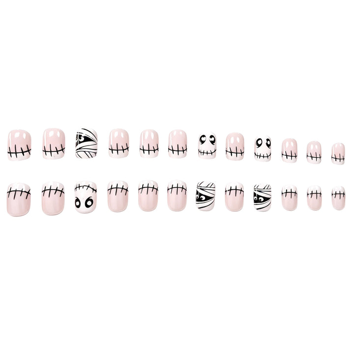 Kreative Halloween-Themen-Nagelkunst Karnz