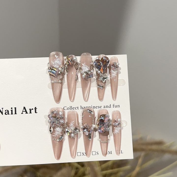 Dekoratives und elegantes Druck-Nagelkunst-Set