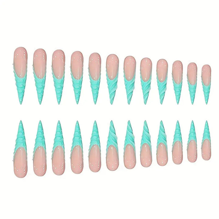 Einzigartige 3D Muschel-inspirierte Press-On Nagelkunst Karnz