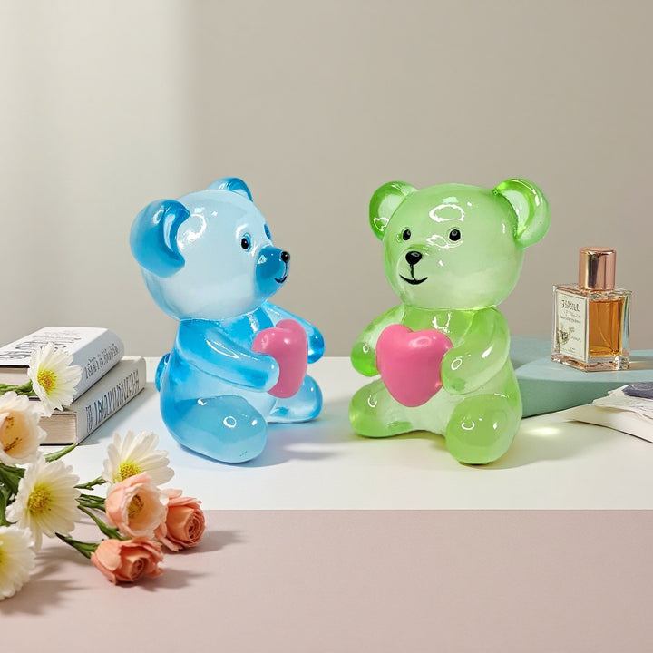 Dekorative Bärenfigur mit Herz Karnz