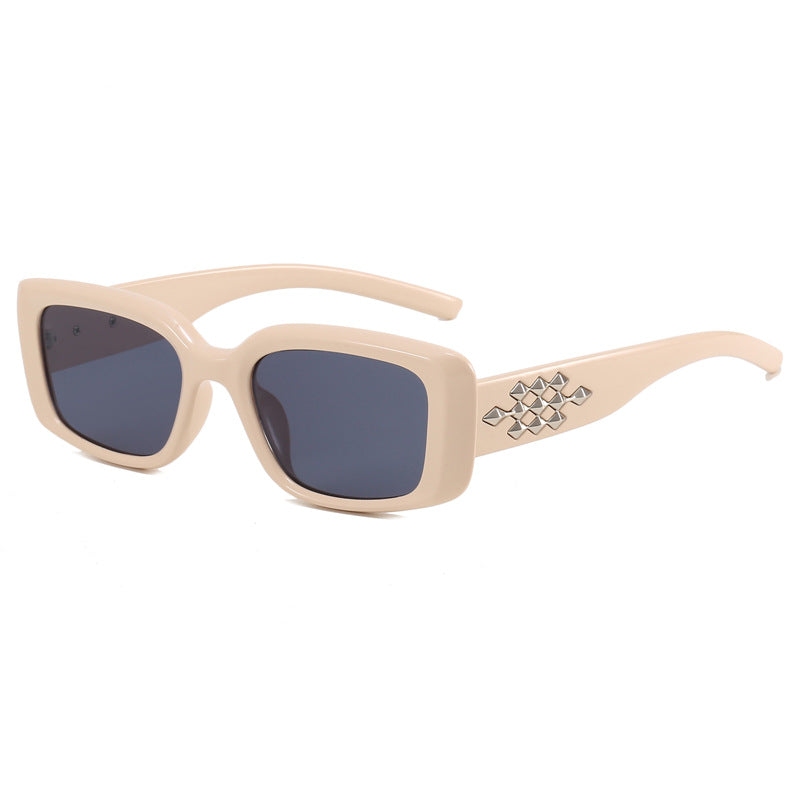 Damen Modische Brille mit verziertem Rahmen Karnz