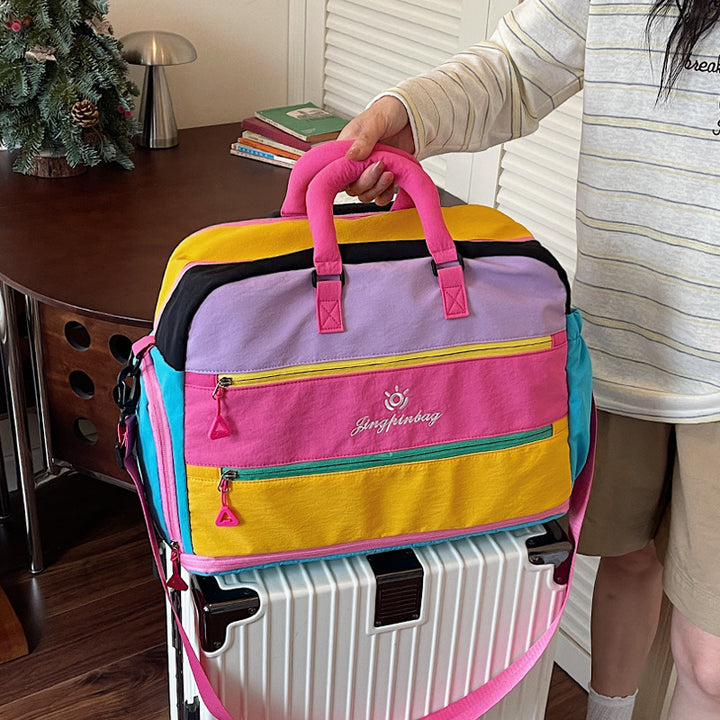 Vielseitige Reisetasche mit mehreren Taschen