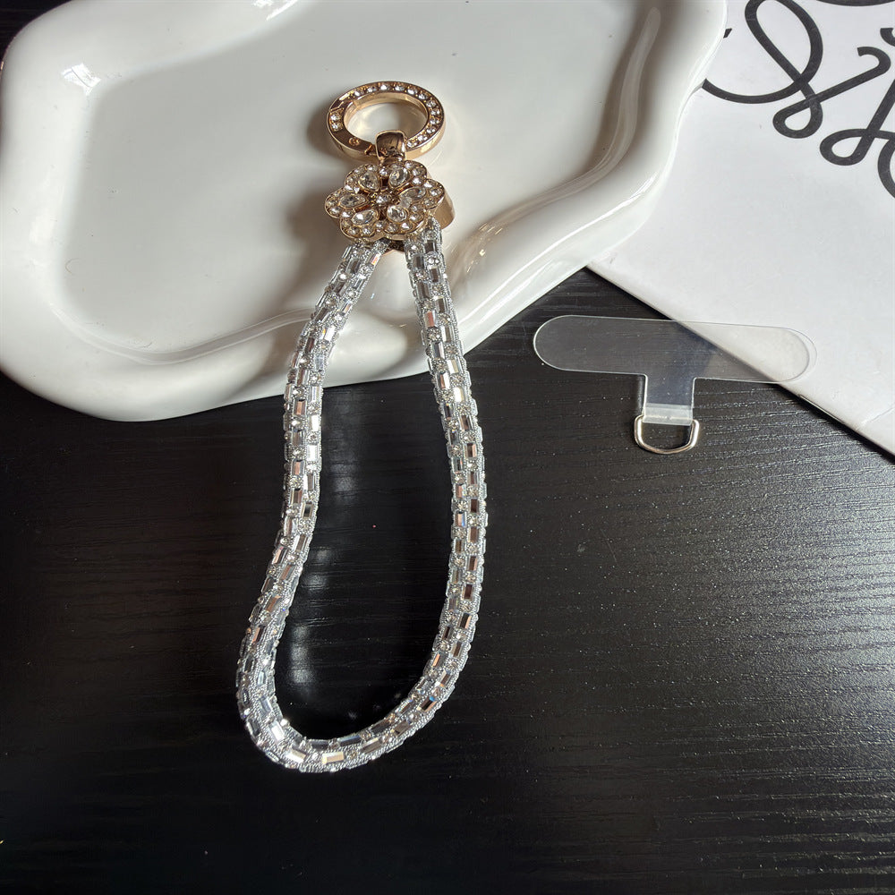 Eleganter Schlüsselanhängerhalter mit Kristallakzenten Karnz