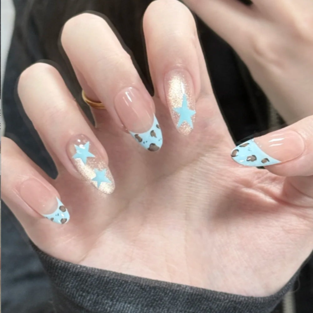 Themen Press-On Nail Set mit Stern- und Tierdruck Karnz