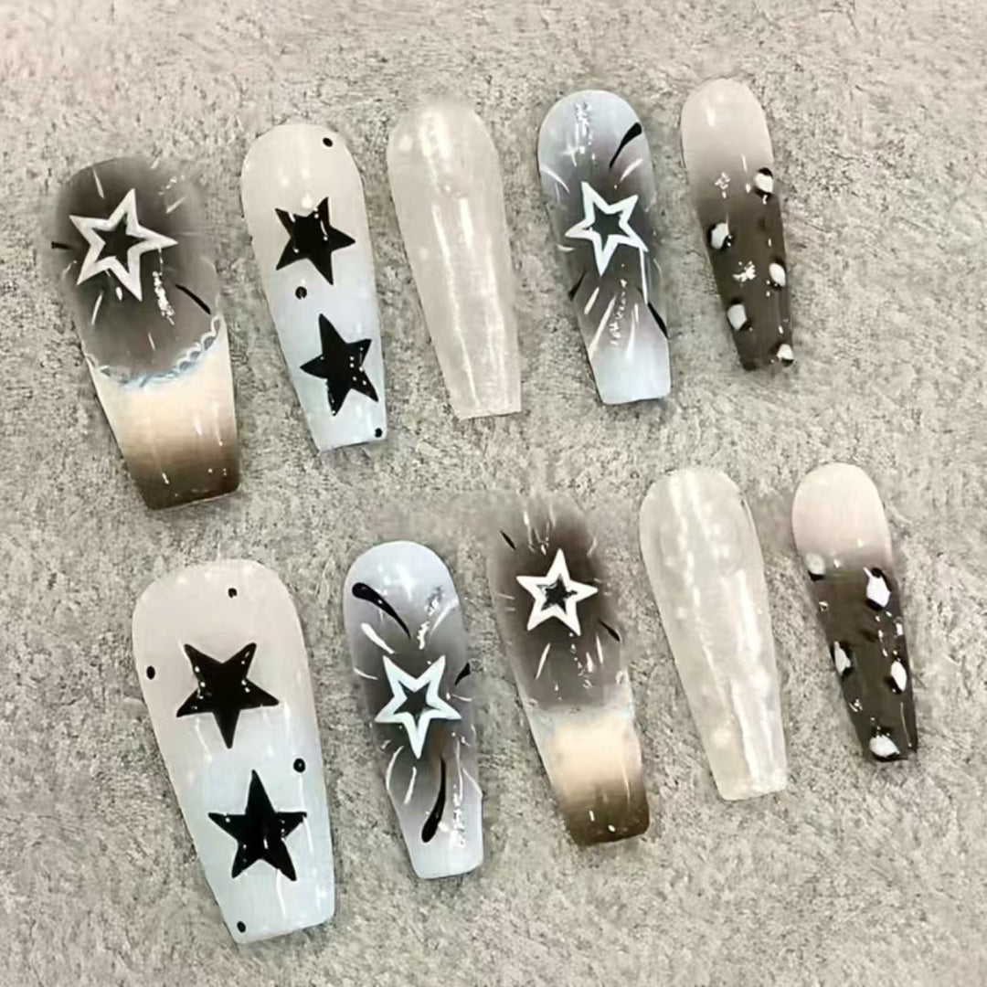 Verspieltes Charakter-Nagelkunst-Design-Kit Karnz