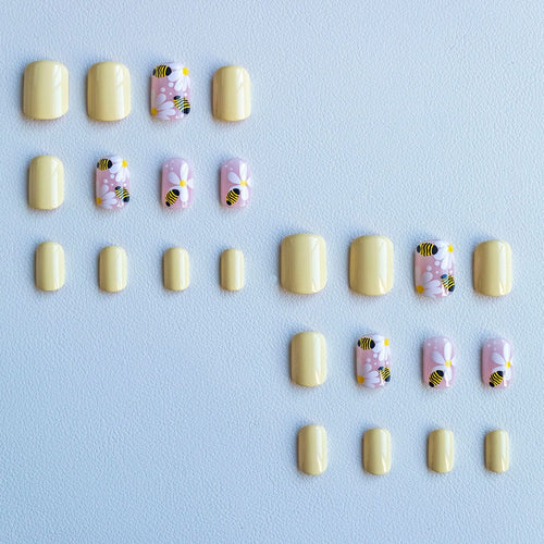 Künstlerisches von Bienen inspiriertes Nail Art Kit
