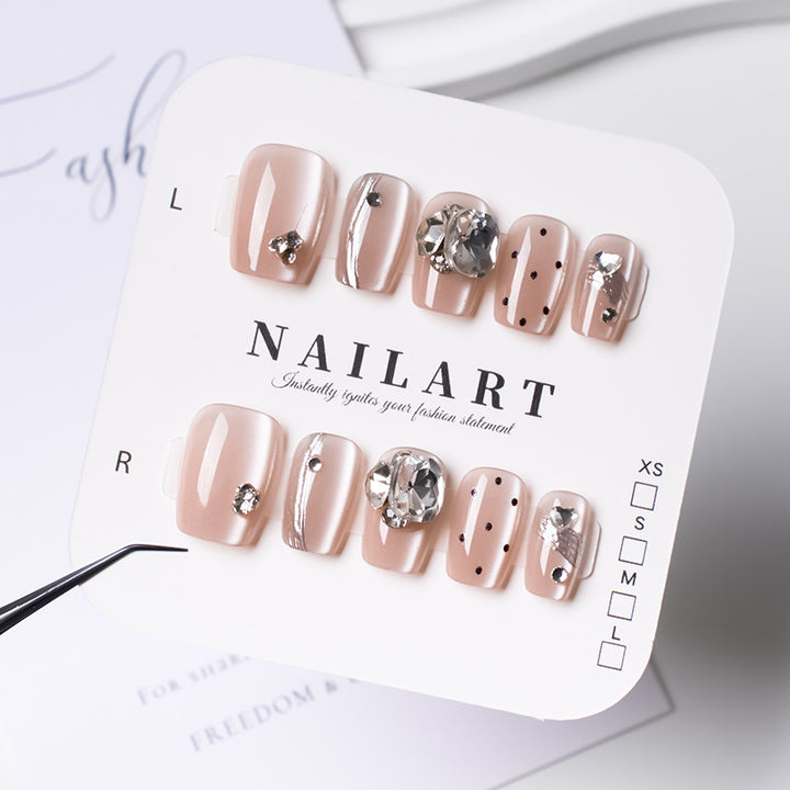 Künstlerisches Press-on-Nagel-Set mit Strass und glänzendem Finish Karnz
