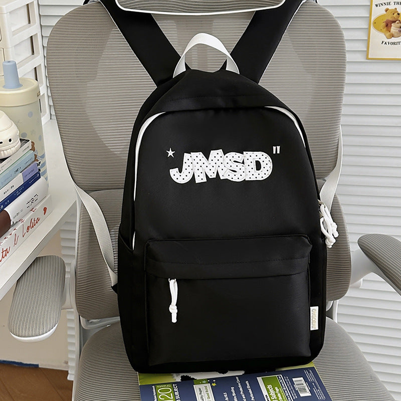 Trendy lässiger Tagesrucksack mit süßem Charakterakzent Karnz