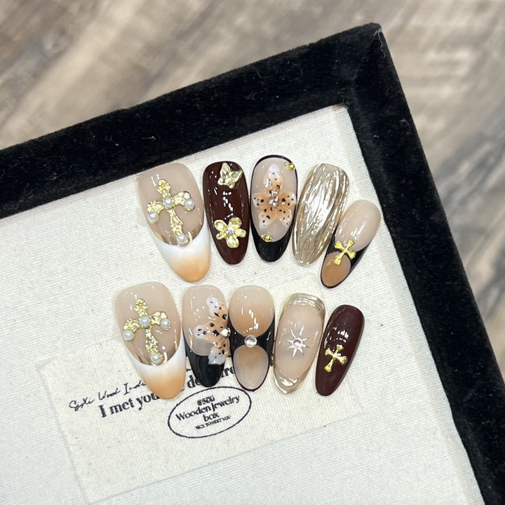 Wiederverwendbares Press-On Nagelset Karnz
