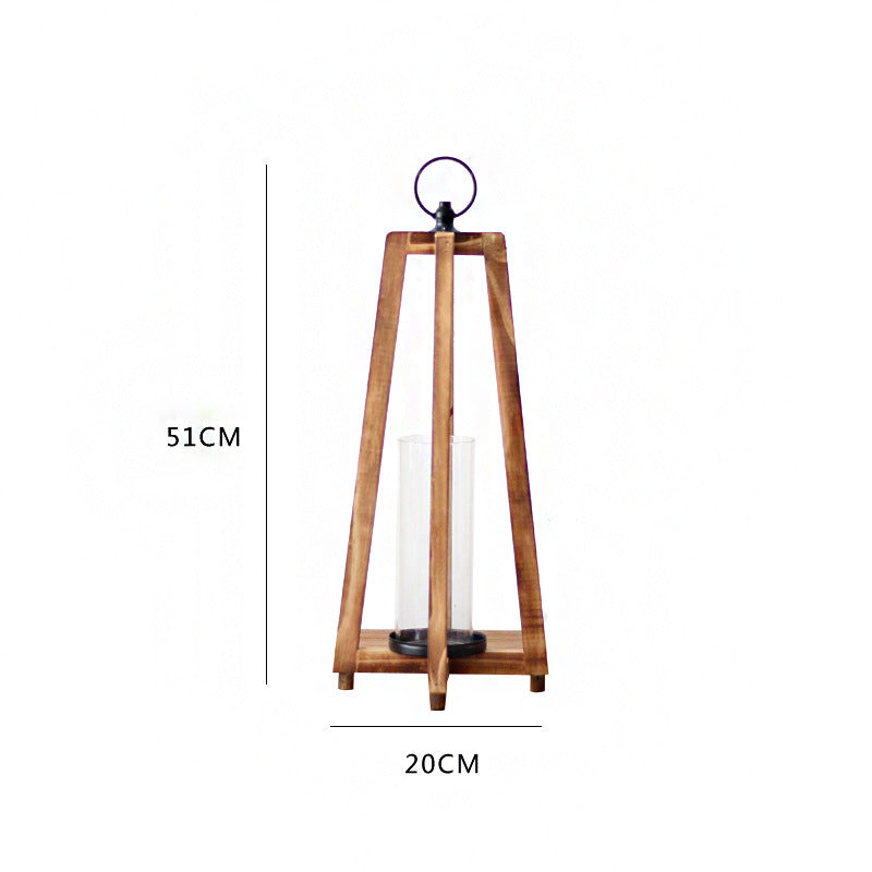 Stilvolle Laterne aus Holz Karnz