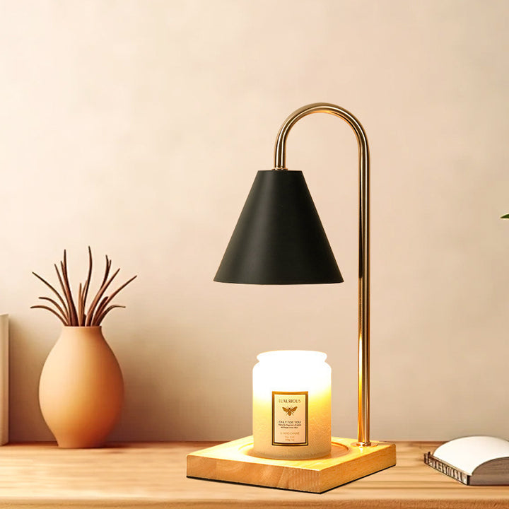 Minimalistische Tischlampe