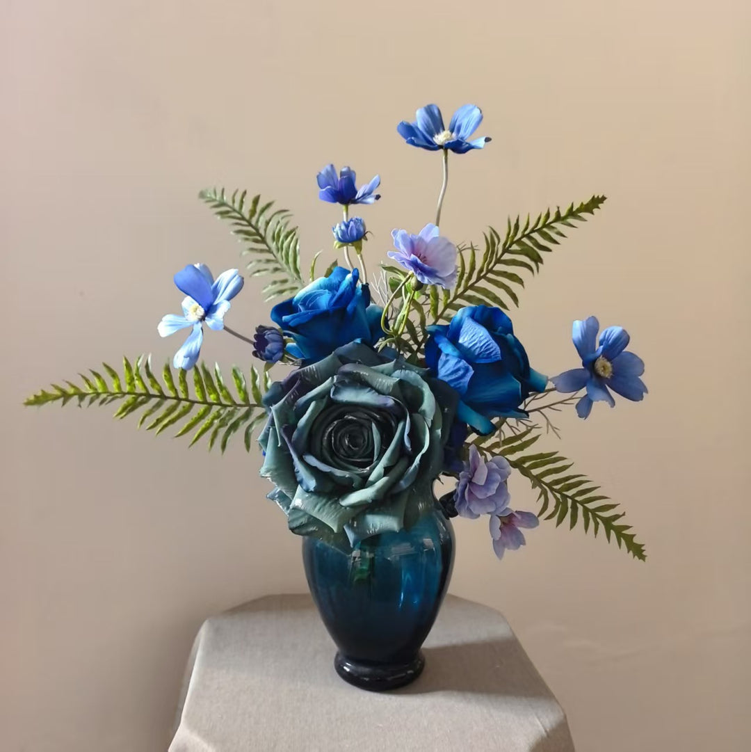 Elegante Blumenarrangement