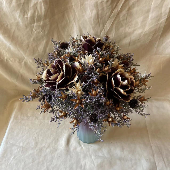 Natürlicher getrockneter Blumenstrauß