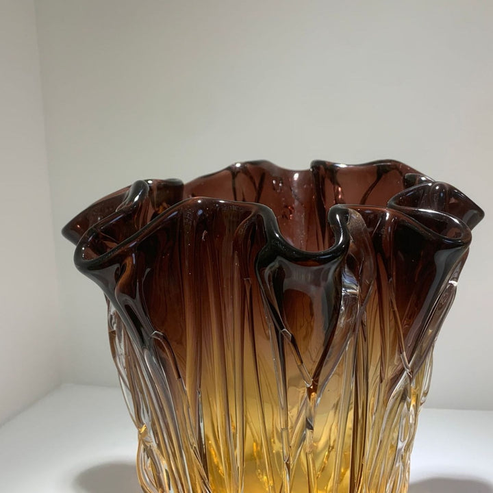 Handgefertigtes Texturiertes Vase Set mit Rüschenrand aus Gradient-Glas Karnz