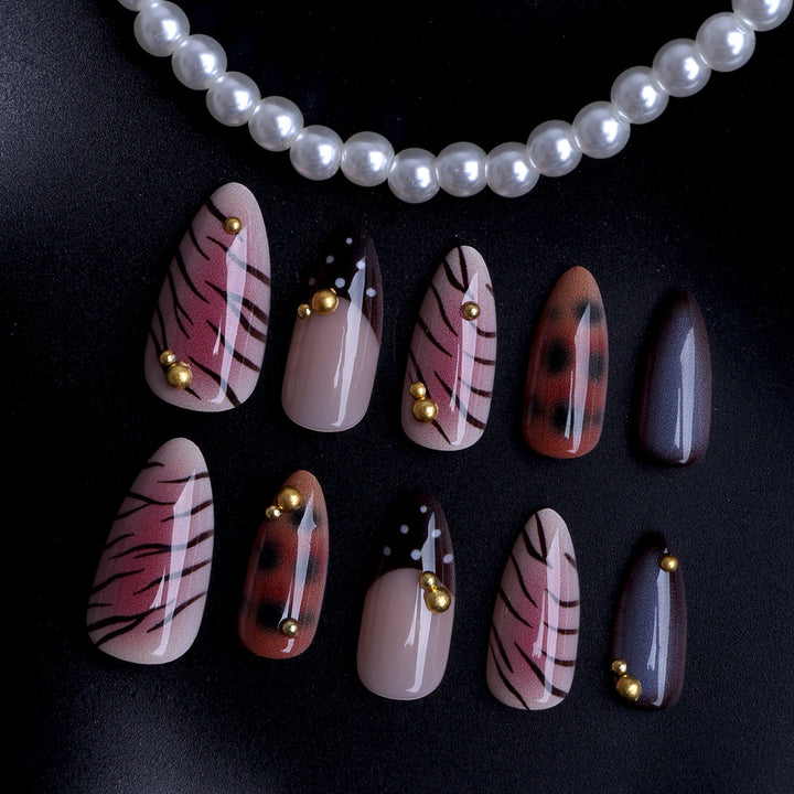 Kreative Nagelkunst Karnz