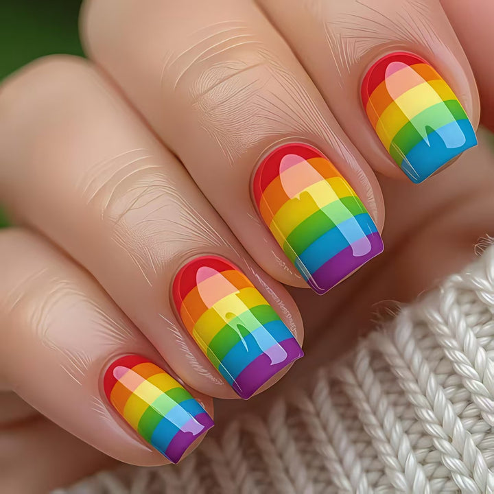 Kreative Kunstnägel Im Regenbogen-Look Karnz