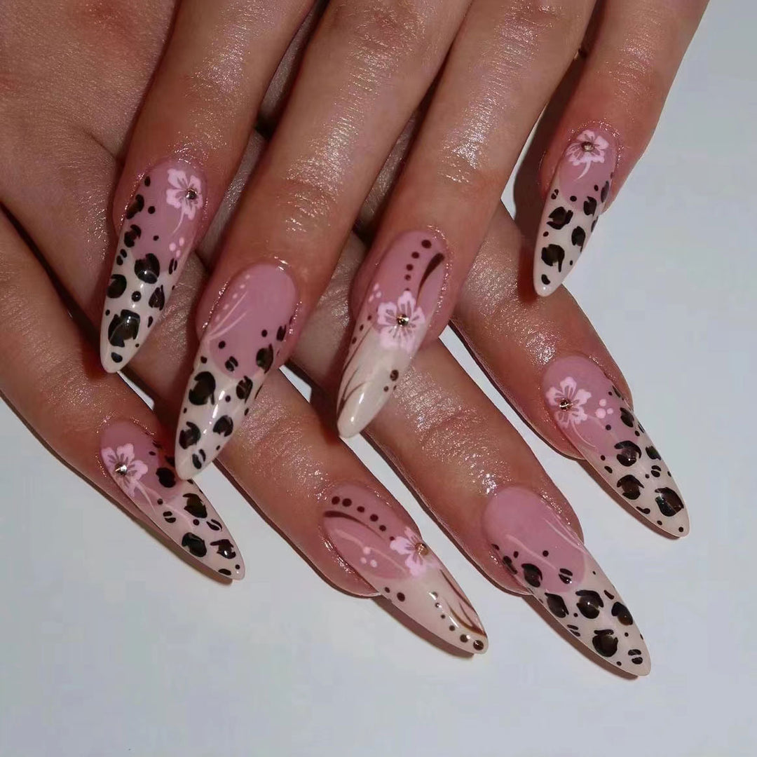 Künstlerisches Leopard- und Blumen-Nagelkunst-Set