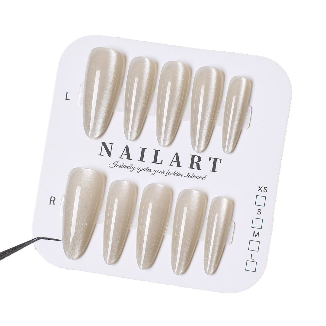 Künstliche Nagelspitzen mit Elegantem Ombre-Effekt Karnz