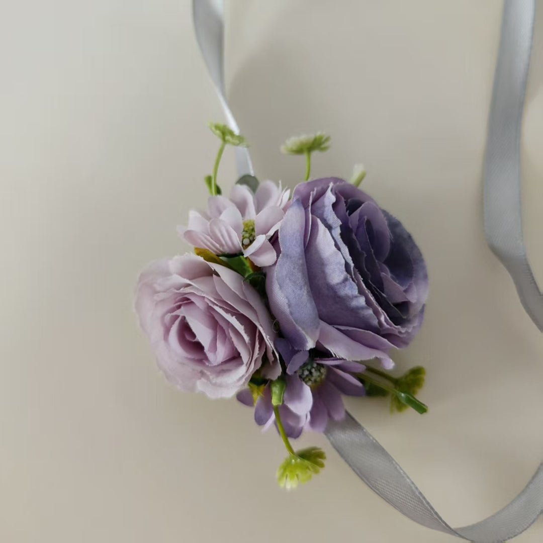 Elegante Blumen-Korsage