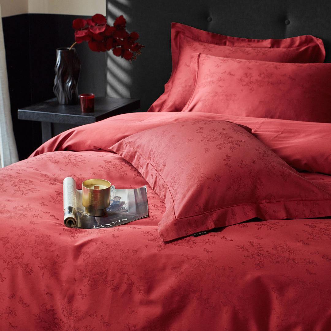 Premium-Bettwäschegarnitur aus Baumwollsatin mit dezenter Jacquard-Prägung und verdecktem Reißverschluss