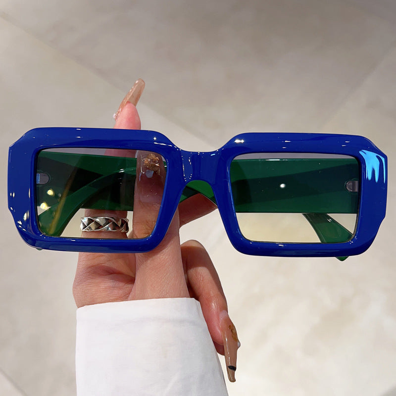 Damen oversized quadratische Sonnenbrille mit modernem Kunststoffrahmen Karnz