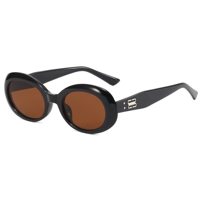 Damen Retro-inspirierte Sonnenbrille mit breitem Rahmen Karnz