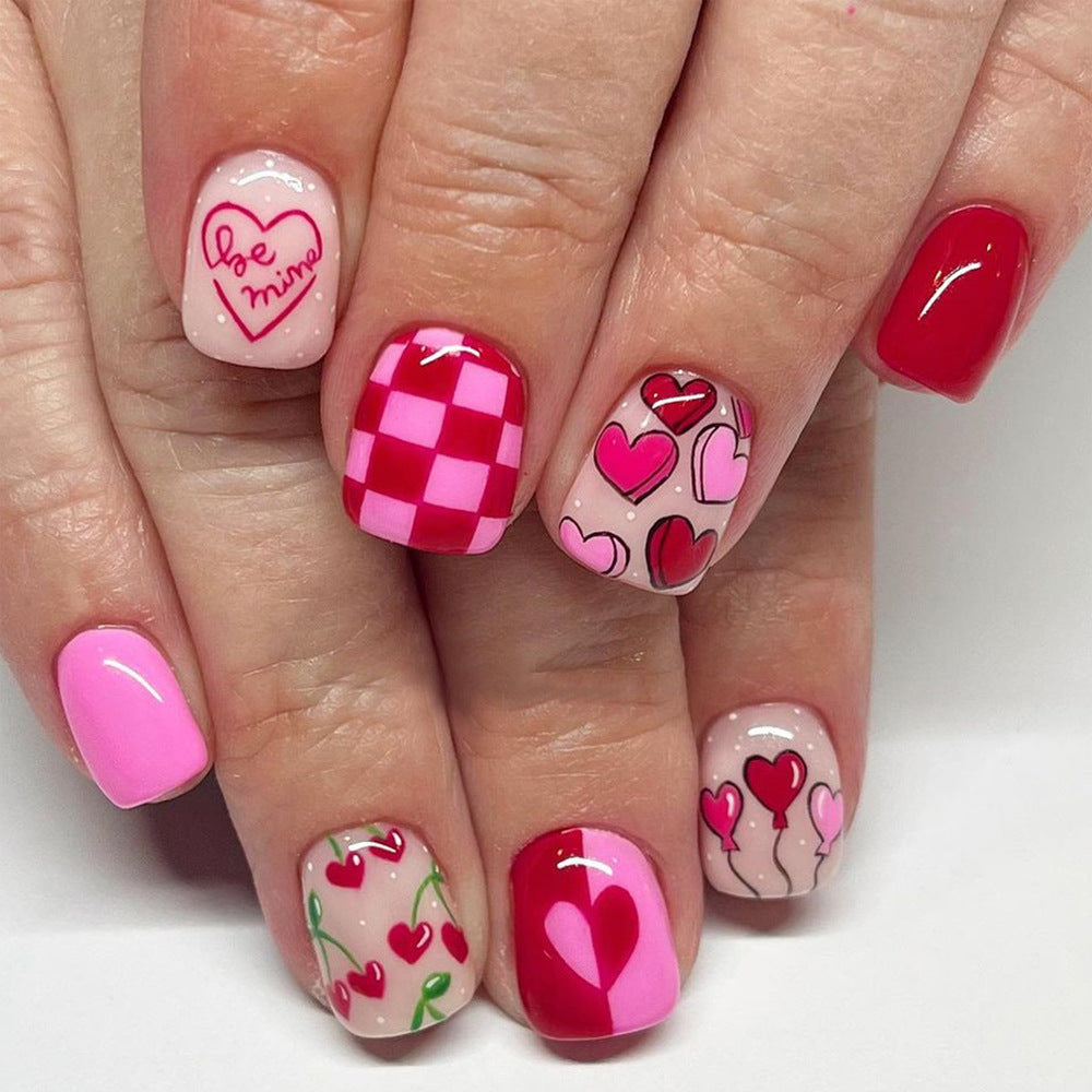 Künstlerisches Liebe-Themen Press-On Nagelkunst Set Karnz