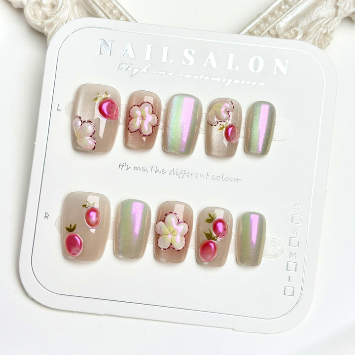Blumengemusterte Press-On Nagelset